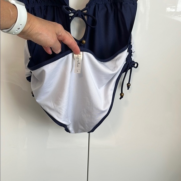 CUPSHE Navy Blue Halter One Piece Swimsuit, Size L - Picture 13 of 15